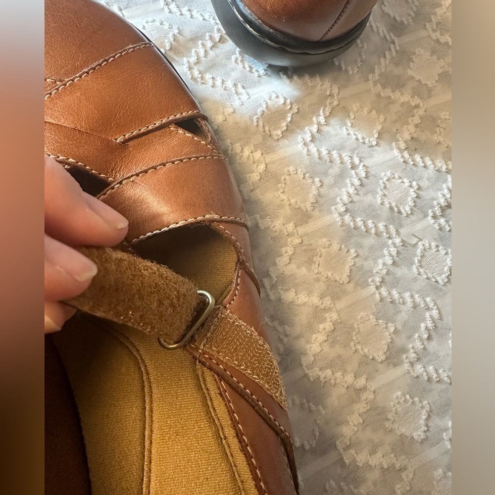 Clark’s Bendable Tan Leather Mary Jane Women’s Shoes Size 8 M - Picture 8 of 9